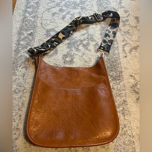 Ahdorned Classic Vegan Messenger Bag
